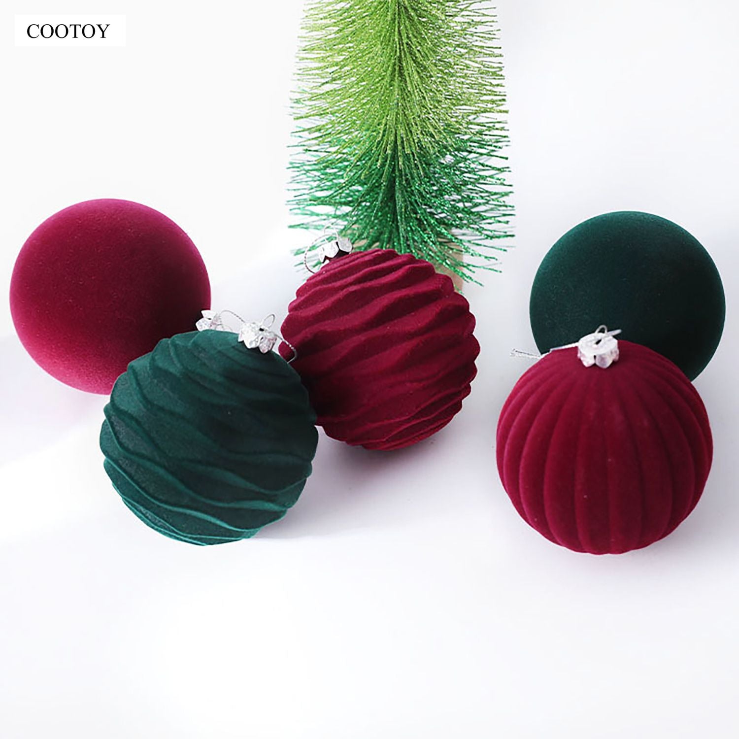 COOTOY 12PCS 8cm Flocked Velvet Christmas Ball Ornaments, Dark Color Christmas Tree Hanging Baubles for Holiday Home Decor